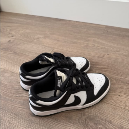 Black dunk low